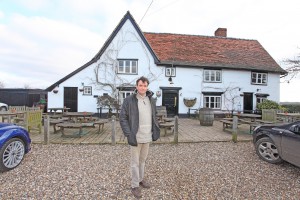 The Queen's Head, Hawkedon - The Pub