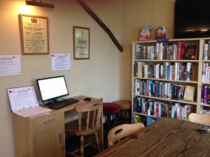 The Old Wainhouse Inn - Library 2